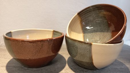 bols de 17€ à 22€ (de 250 ml à 350 ml)